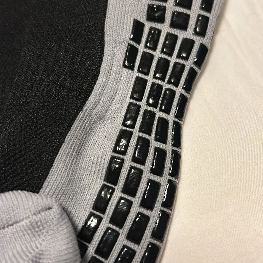 Men’s anti‎ slip socks